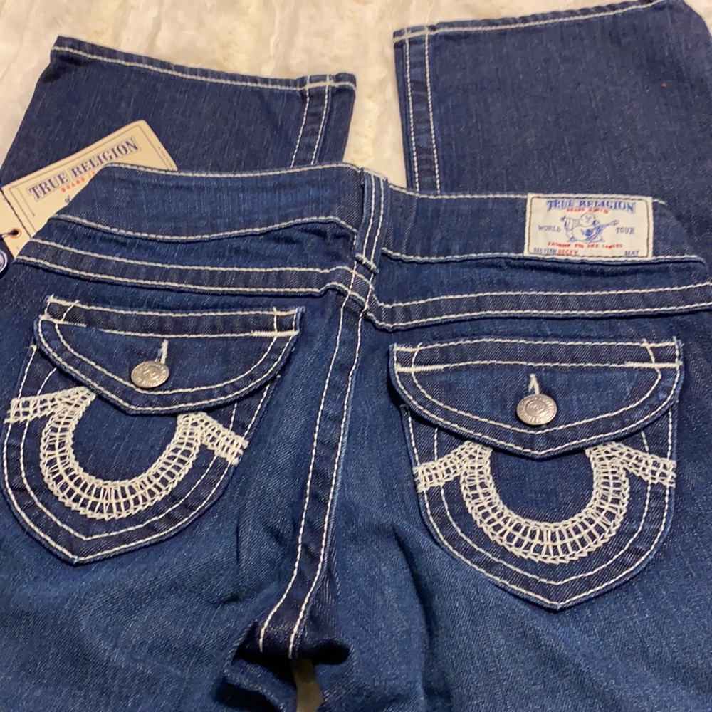 True Religion 5 pocket bootcut jeans. - Picture 4 of 8